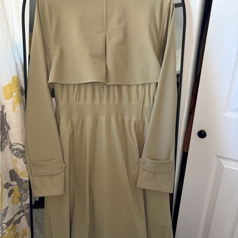 Athleta Stellar Trench - Picture 2 of 7